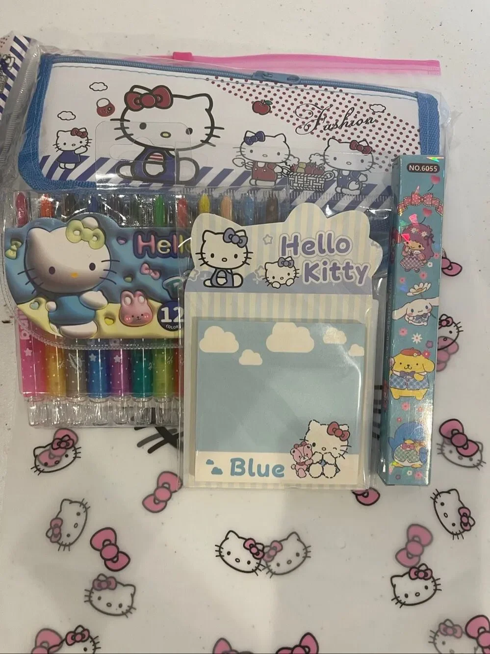 Small Hello Kitty Back To School kit bundle stationery